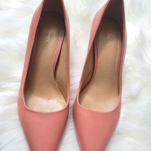 Michael Kors heels, Size 8, Salmon color